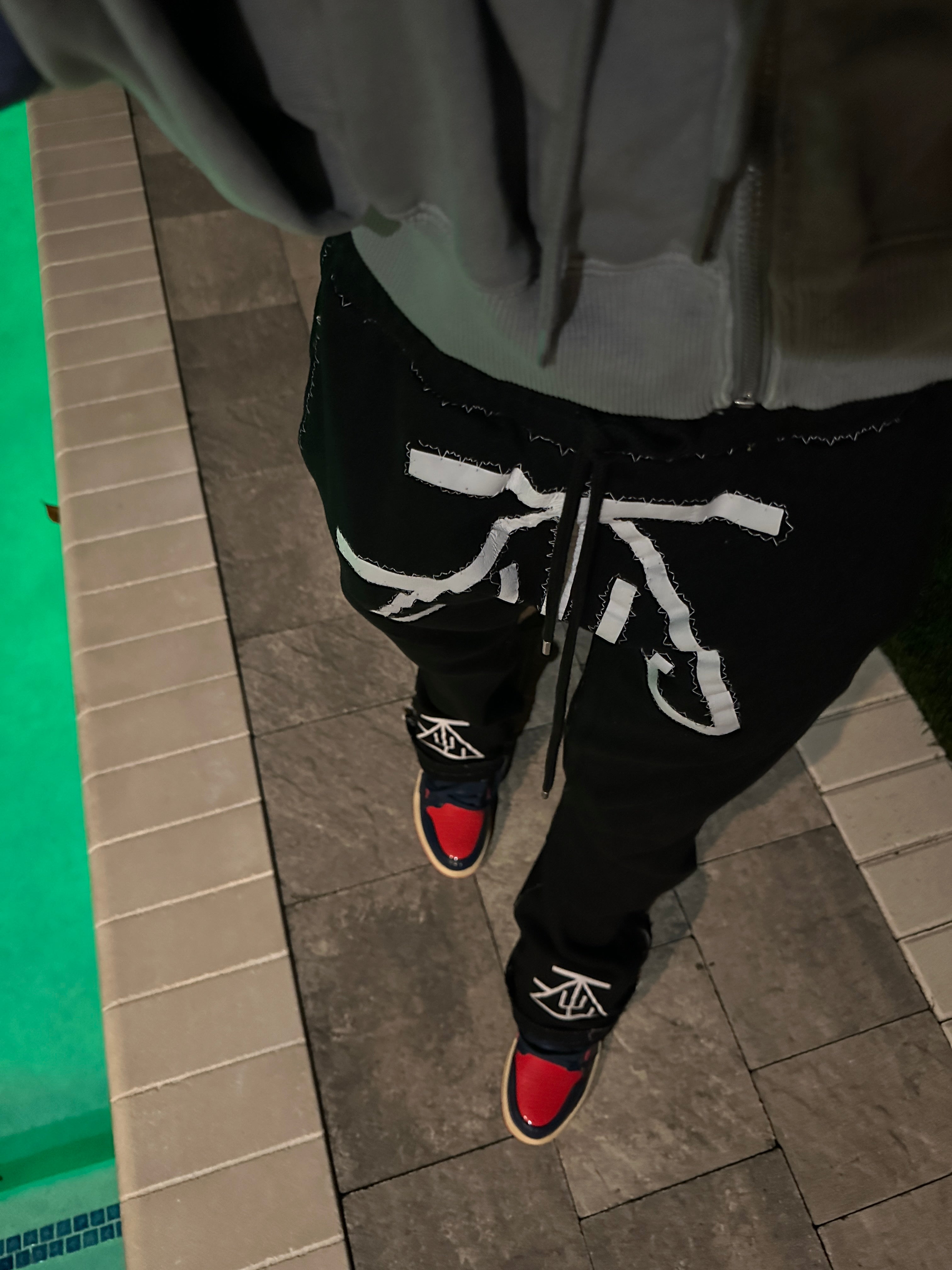 TZUL Stacked Sweatpants (Black)